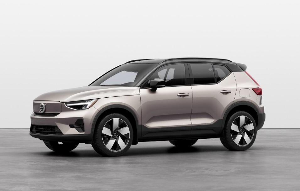 Volvo XC40 Recharge Bright Dusk Electric Car Picture