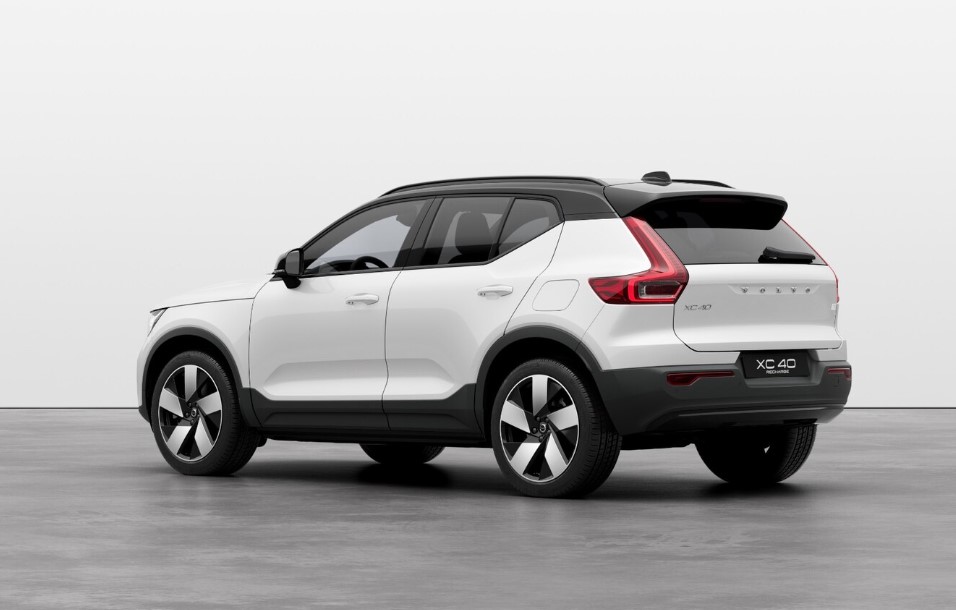 Volvo XC40 Recharge Crystal White Electric Car Picture